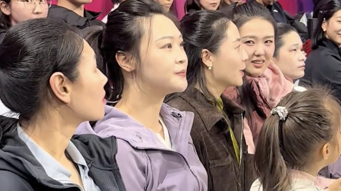 里约奥运女排黄金一代观战排超决赛 里约奥运女排黄金一代观战排超决赛