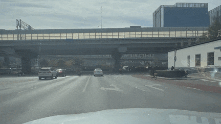 又见断头路!“一到接送孩子的时候,全是一锅粥......” 又见断头路!“一到接送孩子的时候,全是一锅粥......”