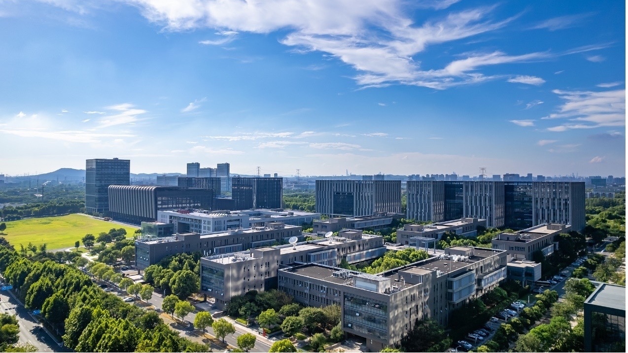 上市公司半年报扫描：新动能新优势加快培育，海外业务收入持续增长
