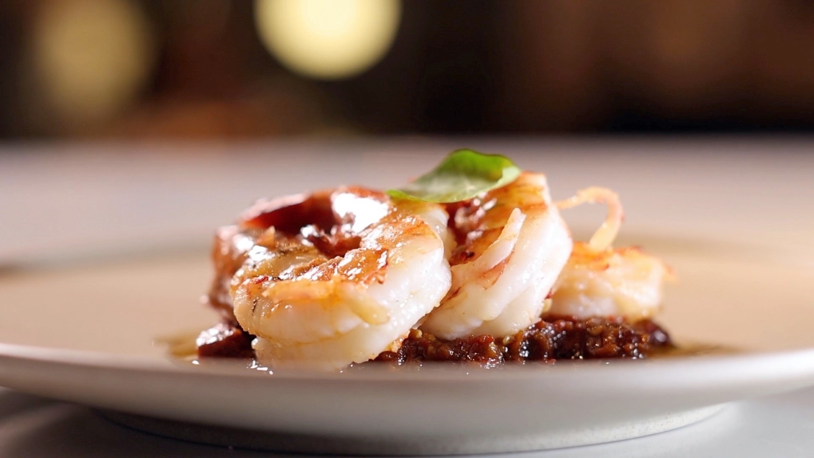 步履不停逐心而行的北京胡同大男孩