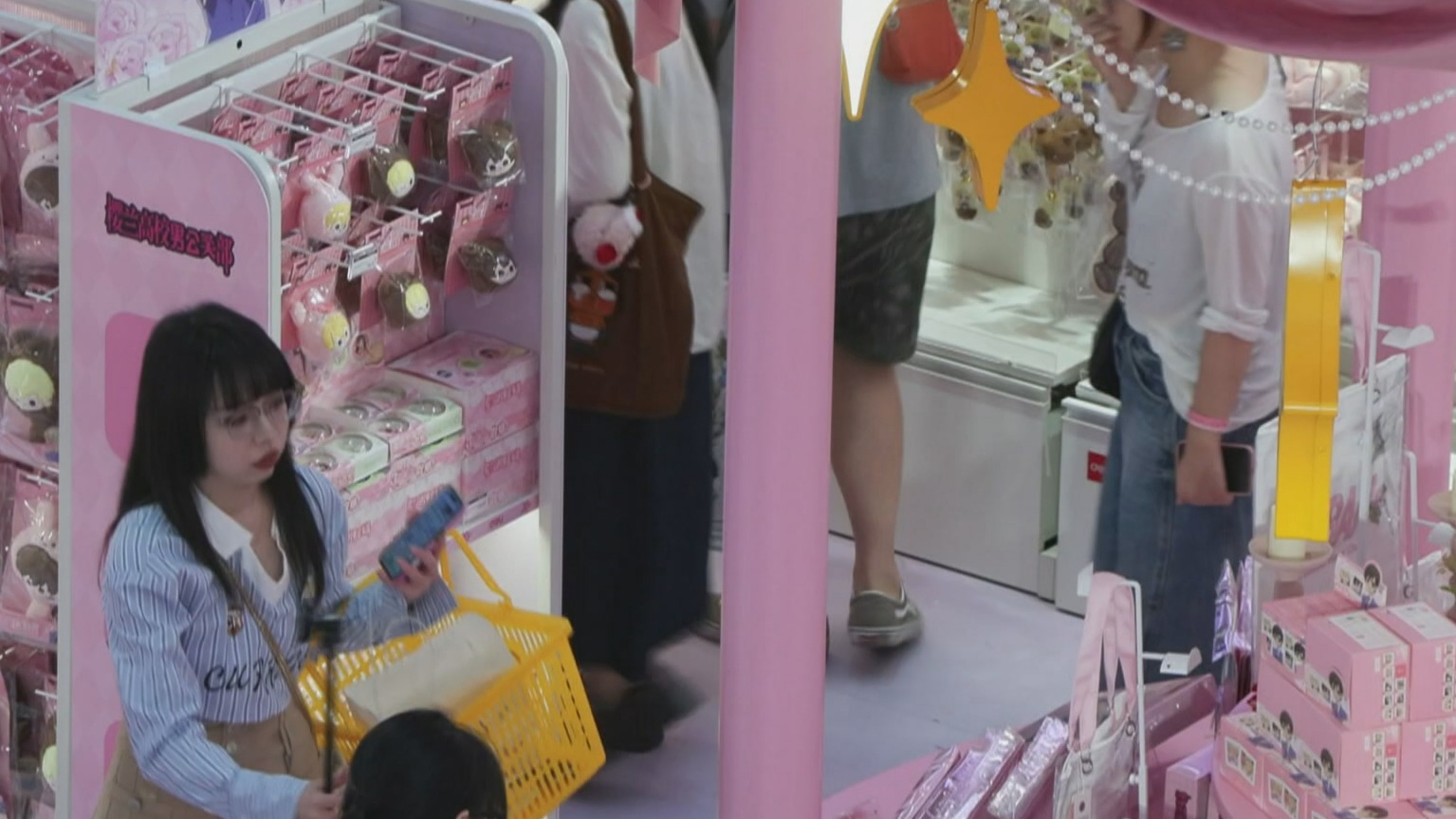 首善答卷丨北京商业体焕新不断提质升级 今年北京累计新开大型商业设施面积超100万平方米 首善答卷丨北京商业体焕新不断提质升级 今年北京累计新开大型商业设施面积超100万平方米