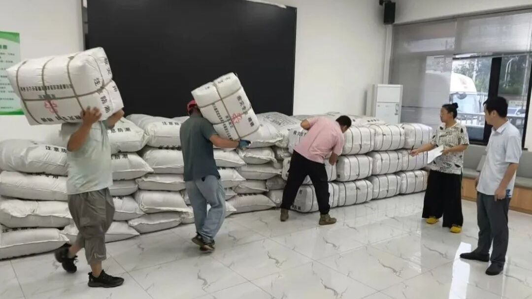 我区启动全区防汛一级应急响应,全区各单位镇乡街道从严从细筑牢防汛安全防线—— 我区启动全区防汛一级应急响应,全区各单位镇乡街道从严从细筑牢防汛安全防线——