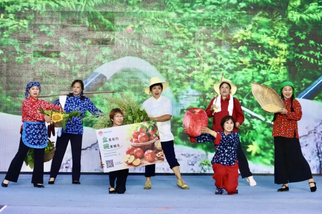 “三团演艺”~文化盛宴送到“家门口”_北京时间