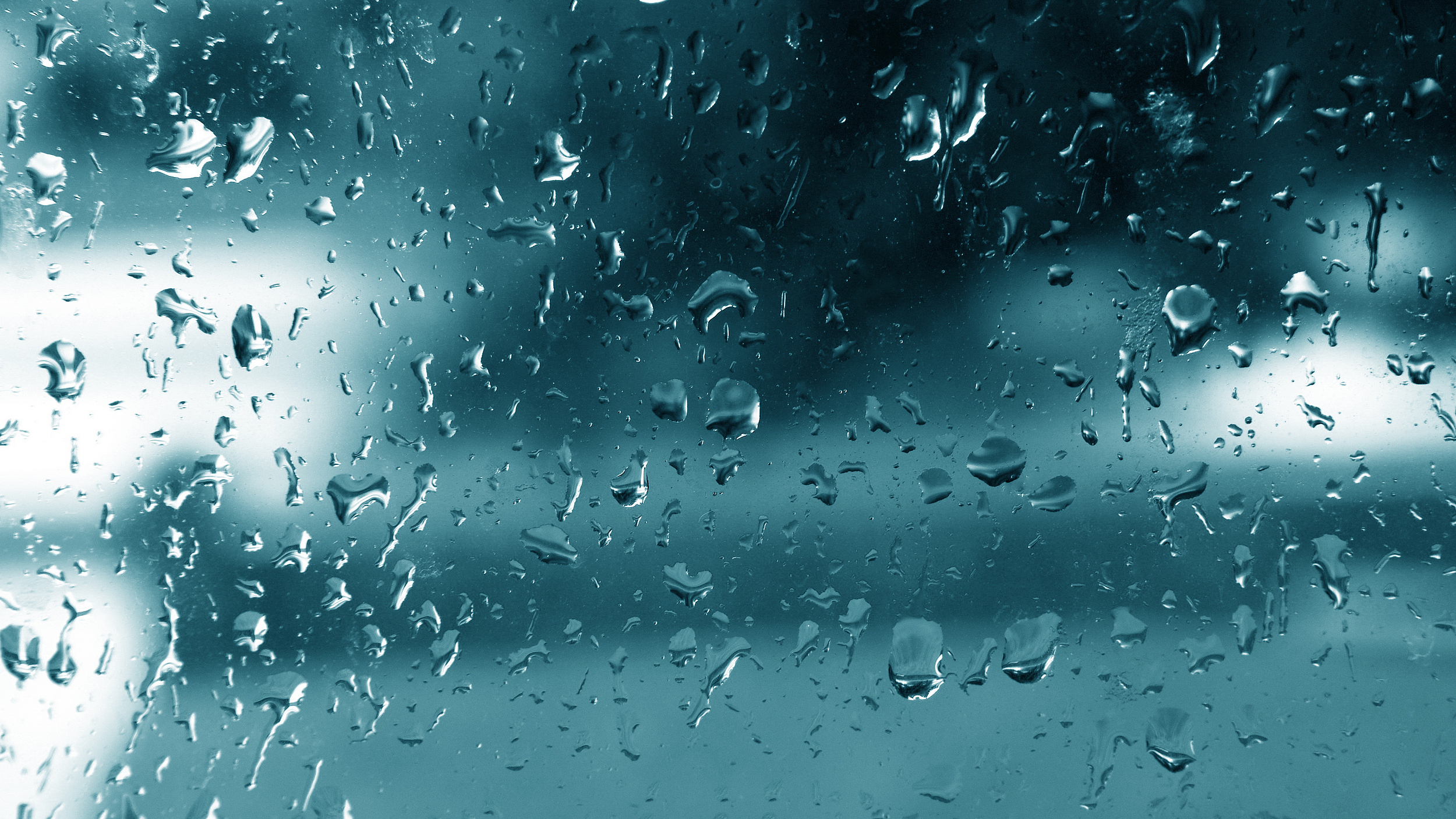 密云山区局地仍有暴雨，已转移3065人