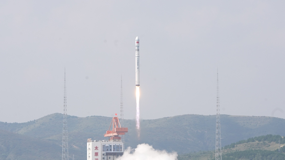 我国商业航天首次整星出口东南亚