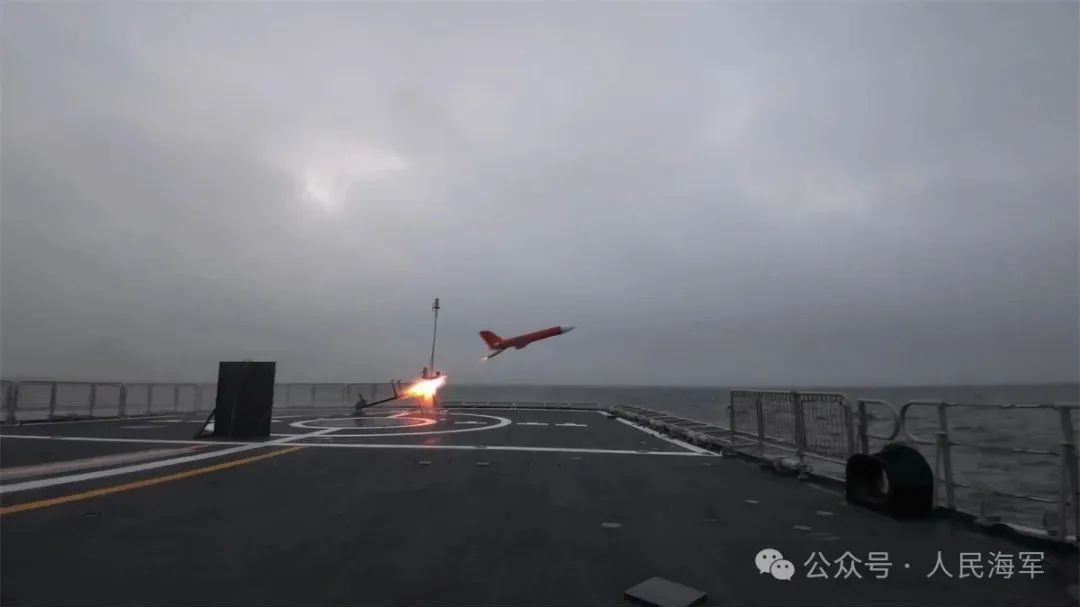 编队实弹演练 大洋鏖战火力全开 编队实弹演练 大洋鏖战火力全开