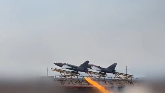 伊朗称用无人机打击以军后勤基地及最大运输中心