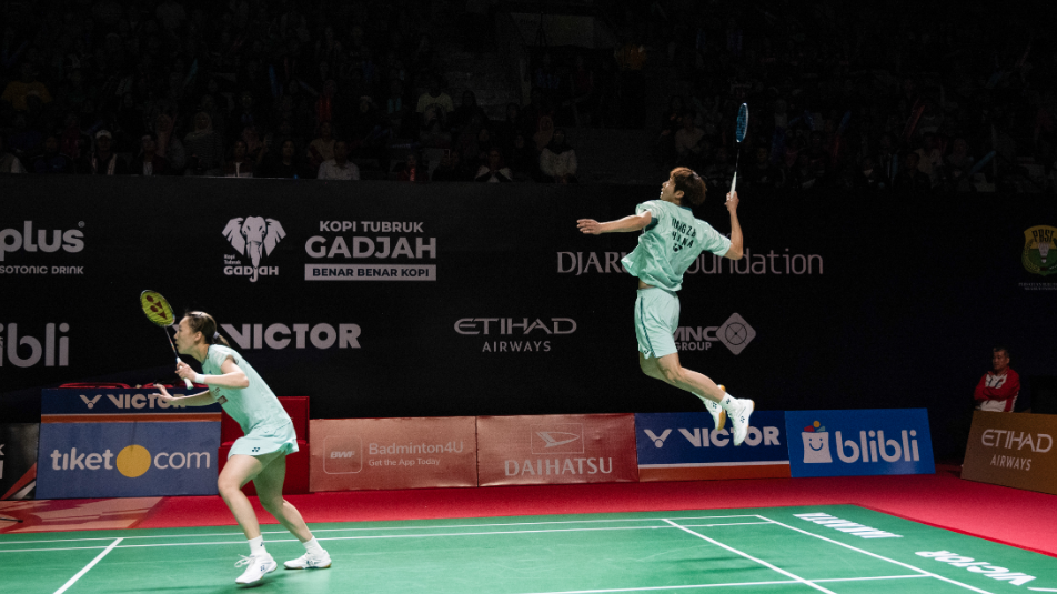 印尼羽毛球大师赛:国羽女单、混双晋级四强 印尼羽毛球大师赛:国羽女单、混双晋级四强