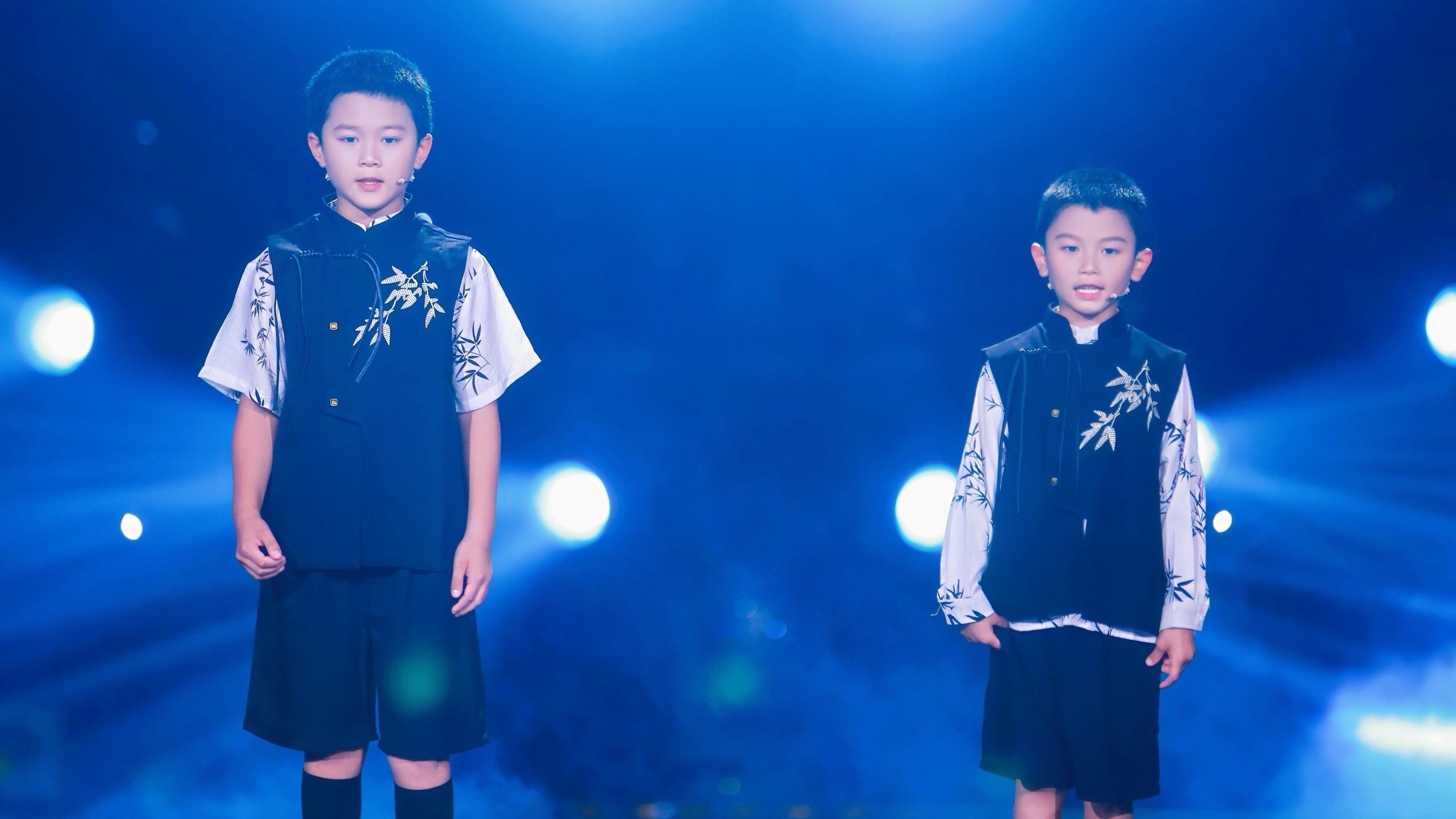 《天籁新声》129期《巡光》吕浩瑜 吕浩诚 《天籁新声》129期《巡光》吕浩瑜 吕浩诚