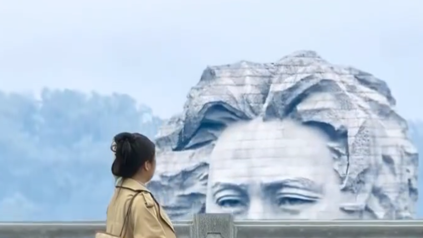 女生橘子洲拍摄旱地拔葱震撼大片