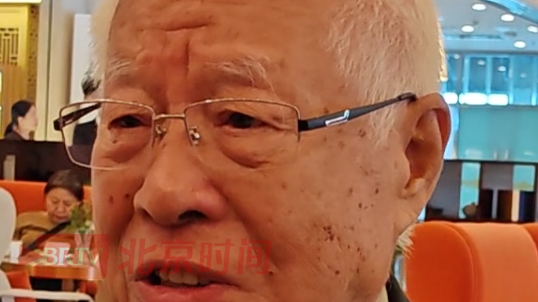 90岁志愿军老兵曹家麟在瞻仰毛主席后 采访中提到毛主席潸然泪下 90岁志愿军老兵曹家麟在瞻仰毛主席后 采访中提到毛主席潸然泪下