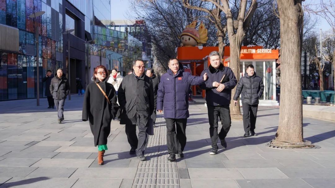 北京市城市管理委到朝阳区三里屯街道开展调研 北京市城市管理委到朝阳区三里屯街道开展调研