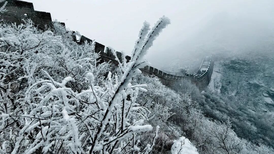 注意！八达岭长城朗诵景观墙，已就位——