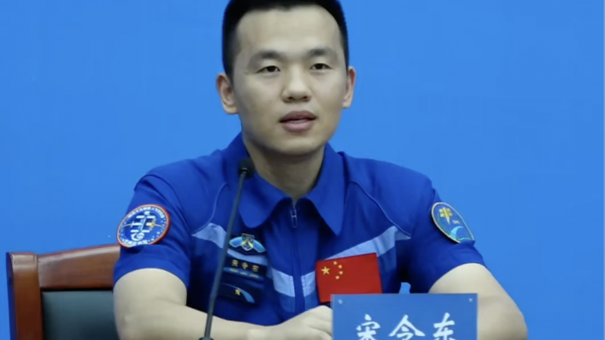90后航天员太空种菜解压?183天驻留解锁硬核新技能! 90后航天员太空种菜解压?183天驻留解锁硬核新技能!