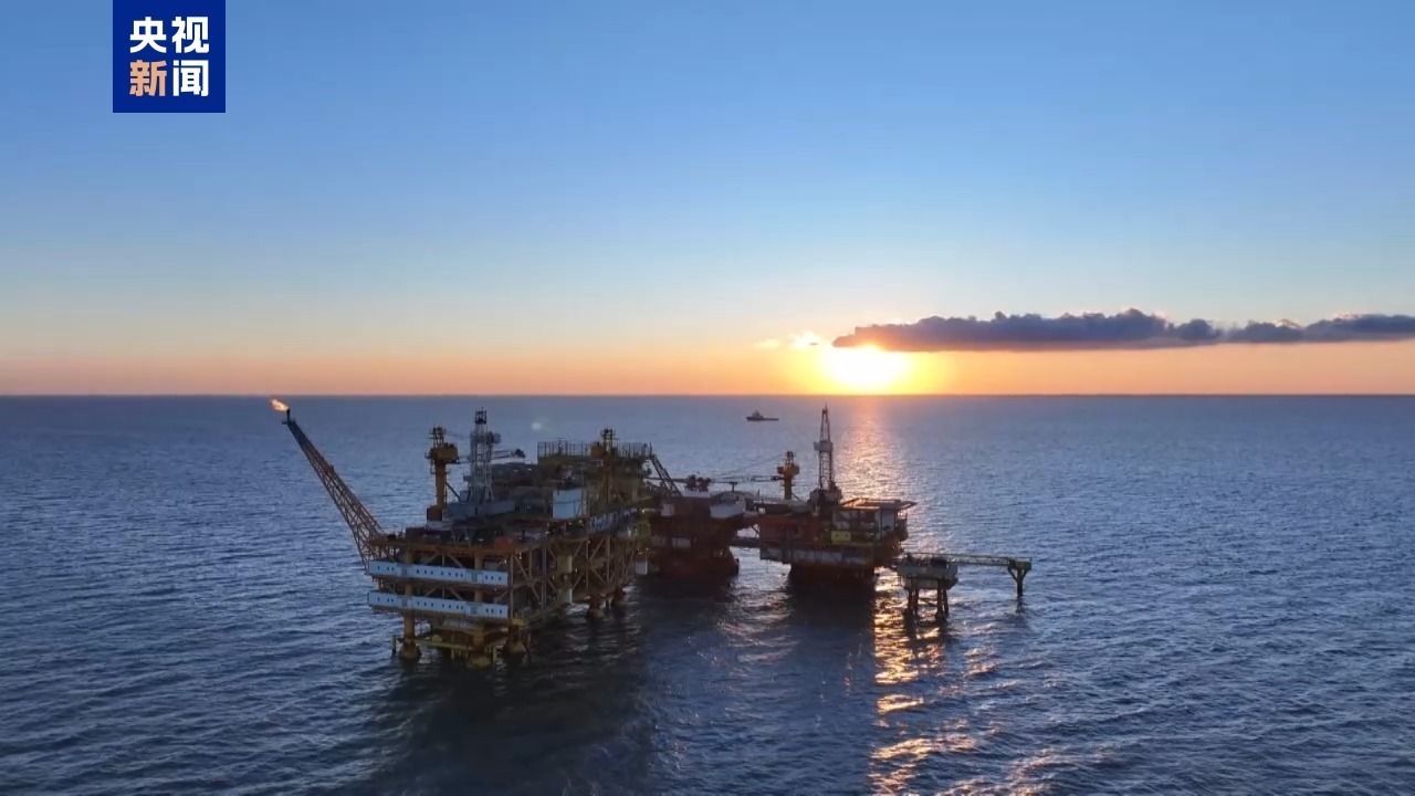 我国海上最大油田年产油气突破4000万吨 创历史新高 我国海上最大油田年产油气突破4000万吨 创历史新高