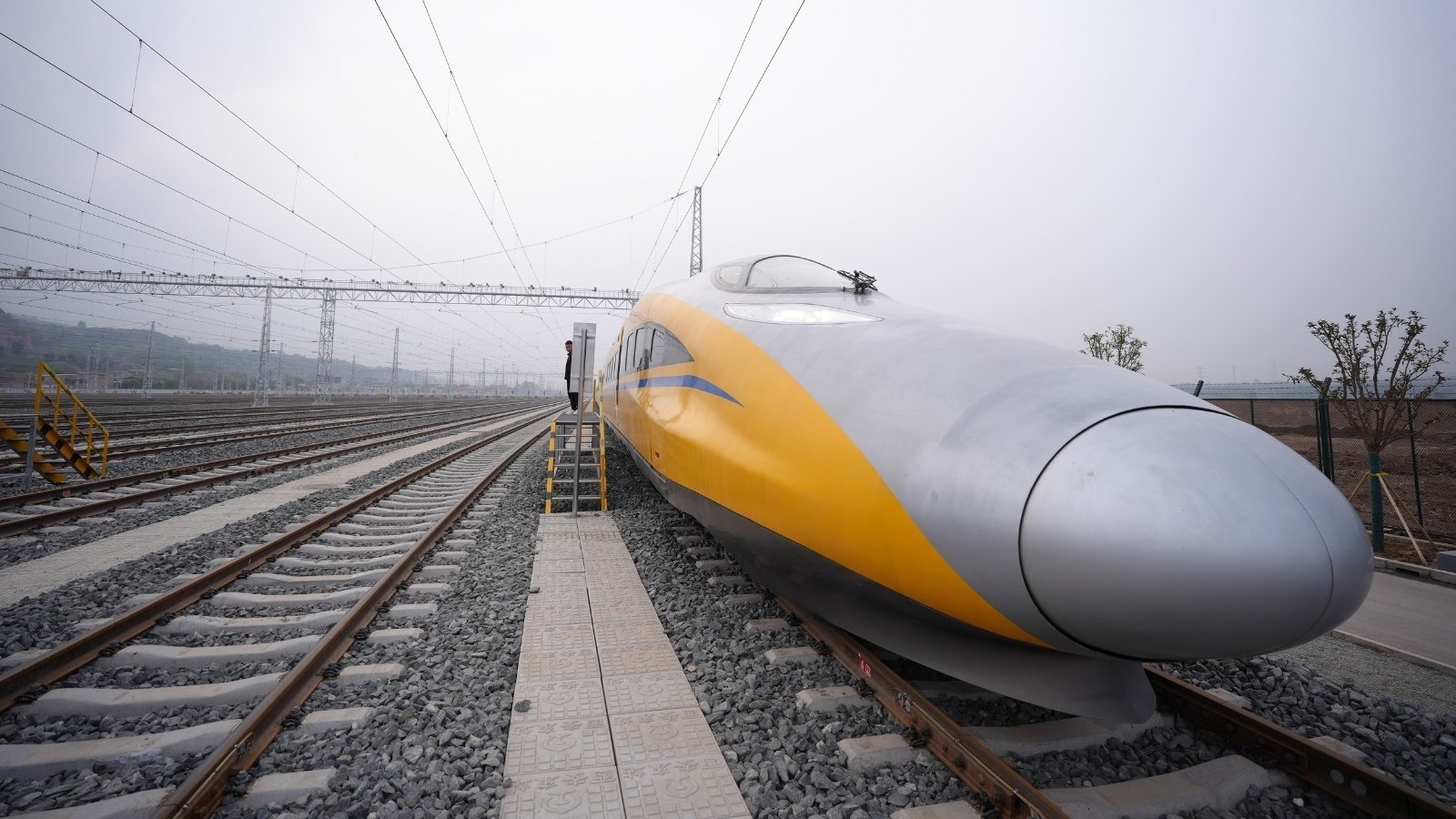 西十高铁启动时速385公里提速试验