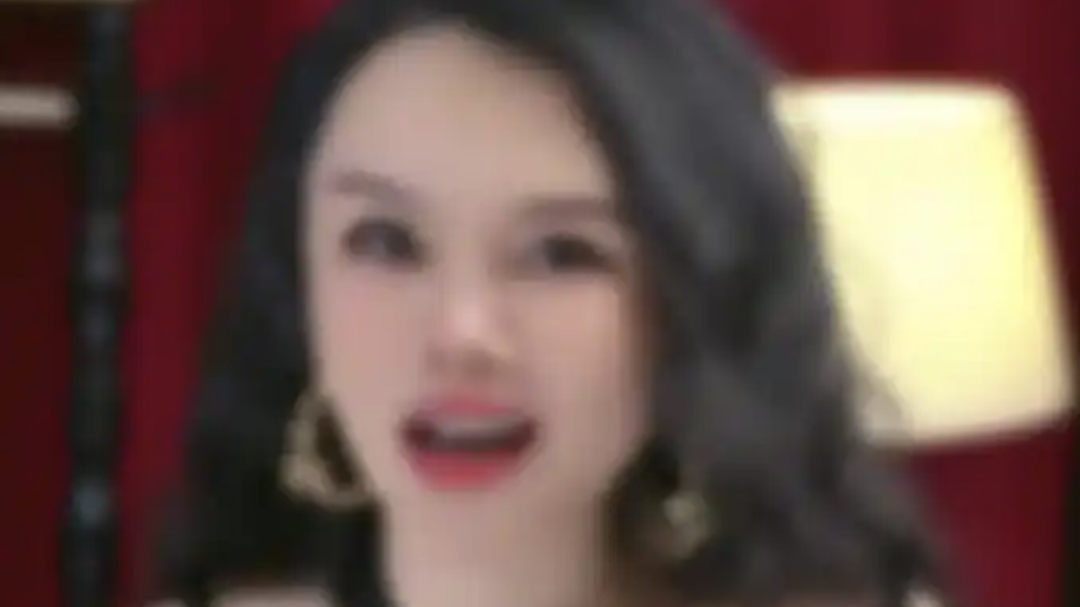 无资质、大尺度、高牟利?从“黑白颠周媛”被封,看法律红线 无资质、大尺度、高牟利?从“黑白颠周媛”被封,看法律红线