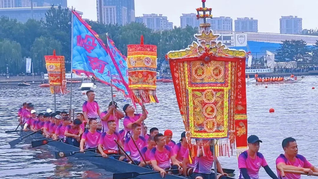 划龙舟的风，还是吹到北京来了