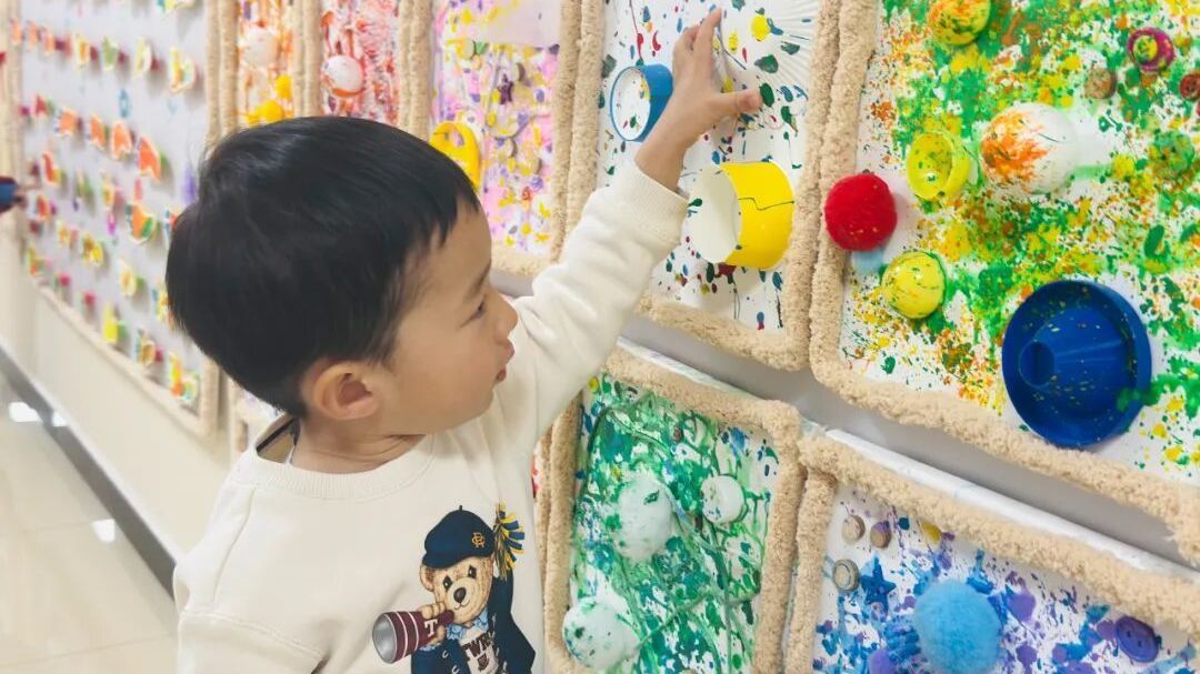 家门口的普惠托育 零距离的亲子时光