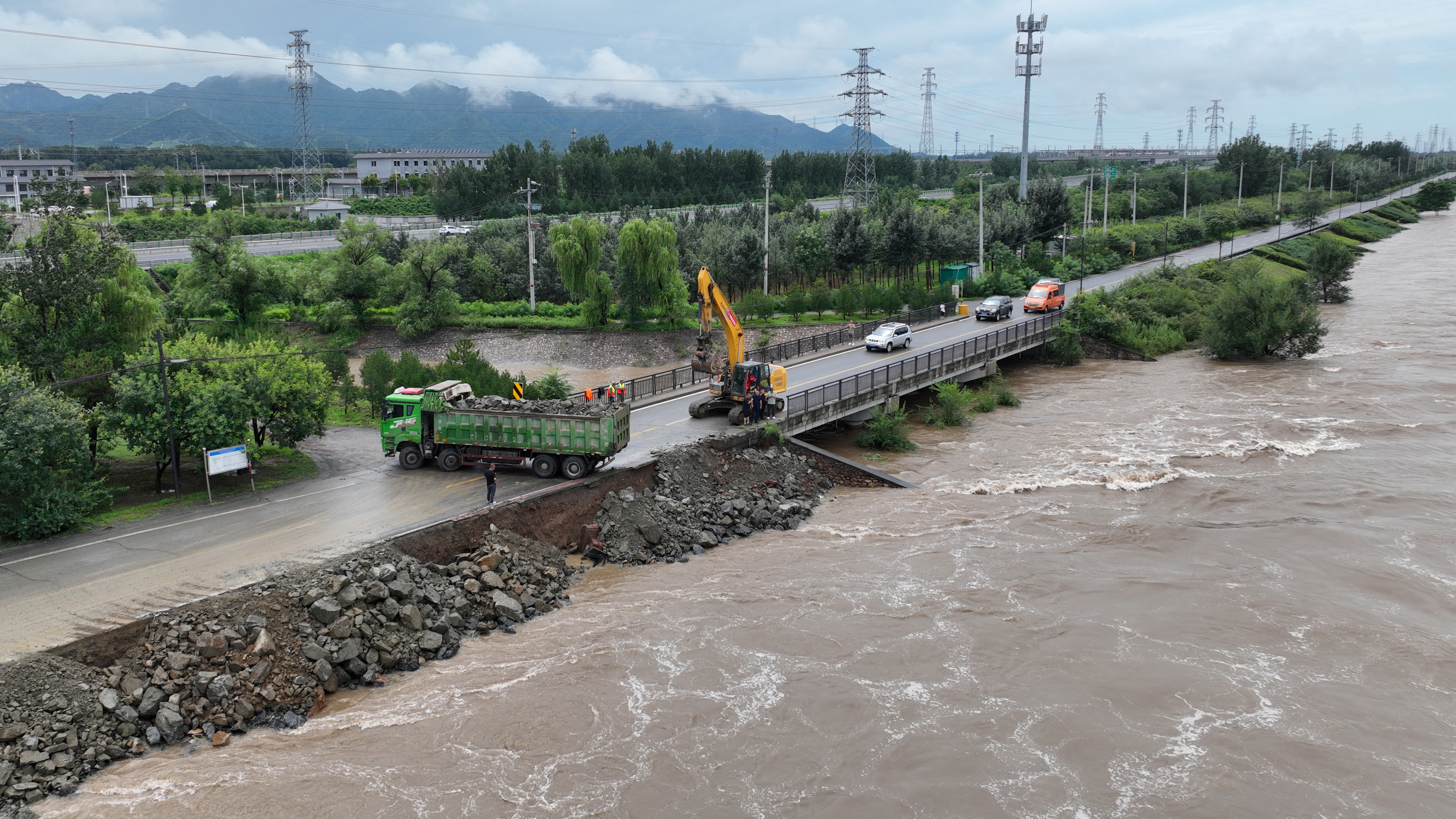 “黑科技”抢险装备助力北京密云抗洪抢险 “黑科技”抢险装备助力北京密云抗洪抢险
