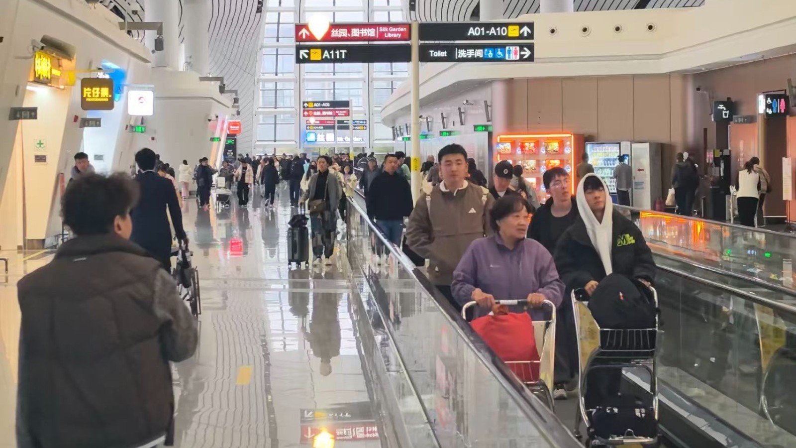 大兴机场今年客流量提前5天 突破1000万人次大关