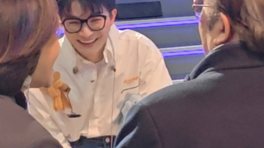 著名男歌唱家杨洪基对周深赞不绝口 著名男歌唱家杨洪基对周深赞不绝口