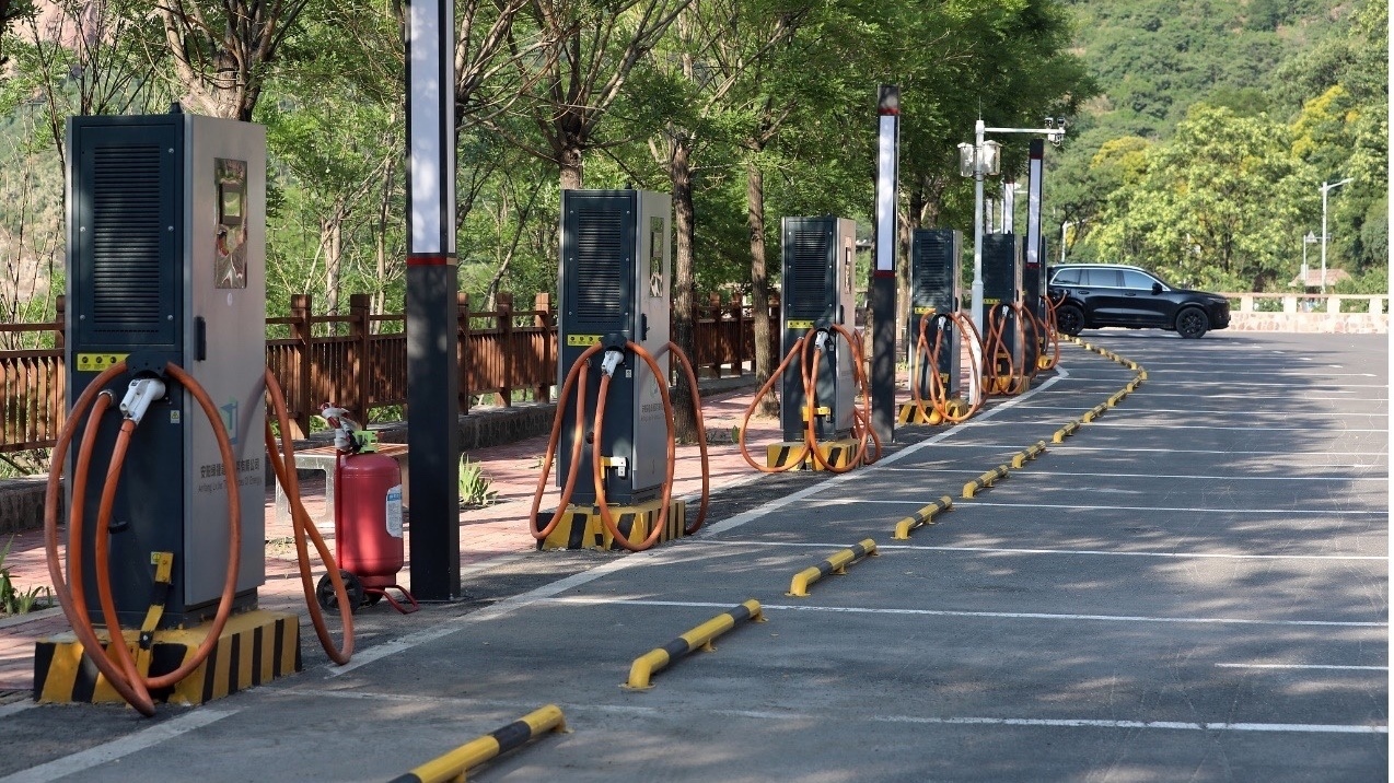 我国超三分之一省份的所有乡镇已布局充电桩 我国超三分之一省份的所有乡镇已布局充电桩