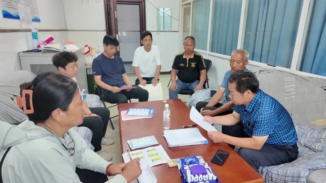 大黄木厂村57人拧成“一股绳”，干群携手共克时艰