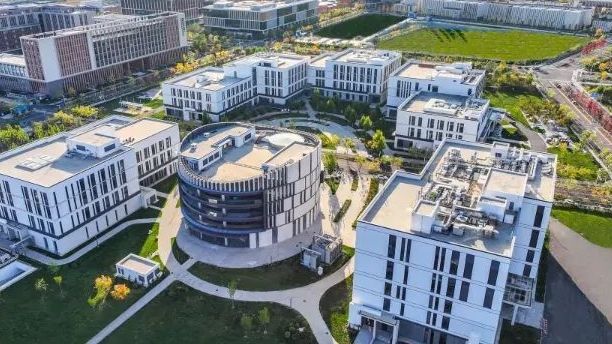 活力中国调研行丨多家媒体聚焦怀柔科学城 活力中国调研行丨多家媒体聚焦怀柔科学城