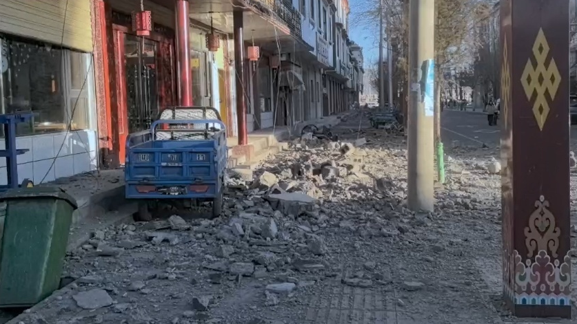 持续更新丨西藏定日地震:截至目前共搜救出被困人员407人 持续更新丨西藏定日地震:截至目前共搜救出被困人员407人