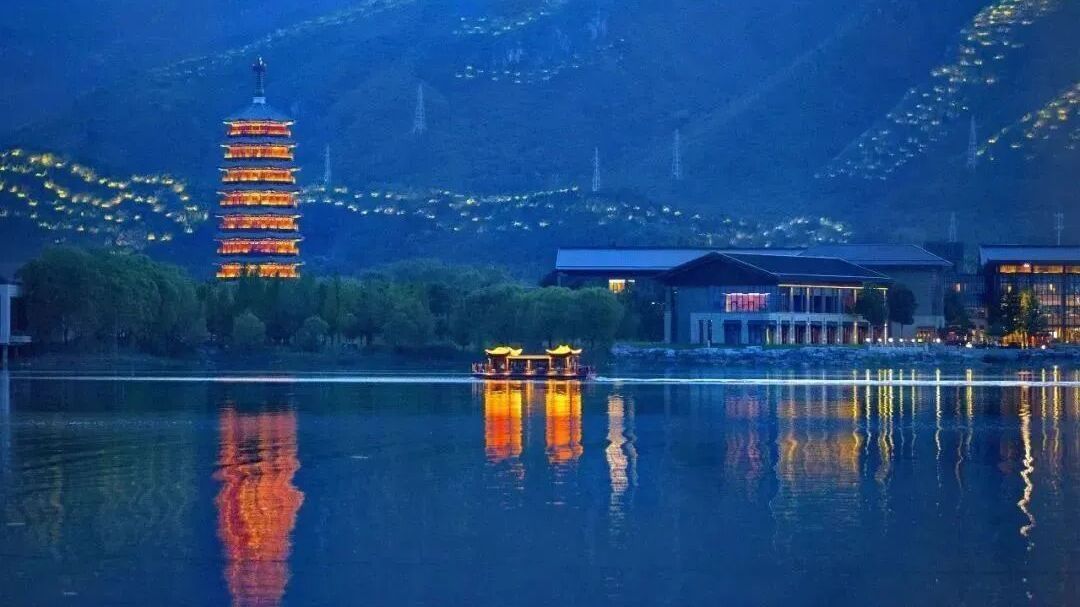 怀柔四地上榜2025北京“夜京城”三大榜单