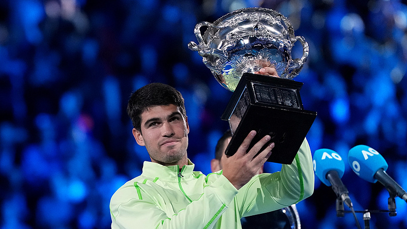 阿尔卡拉斯夺澳网冠军 “史上最年轻全满贯”诞生 阿尔卡拉斯夺澳网冠军 “史上最年轻全满贯”诞生