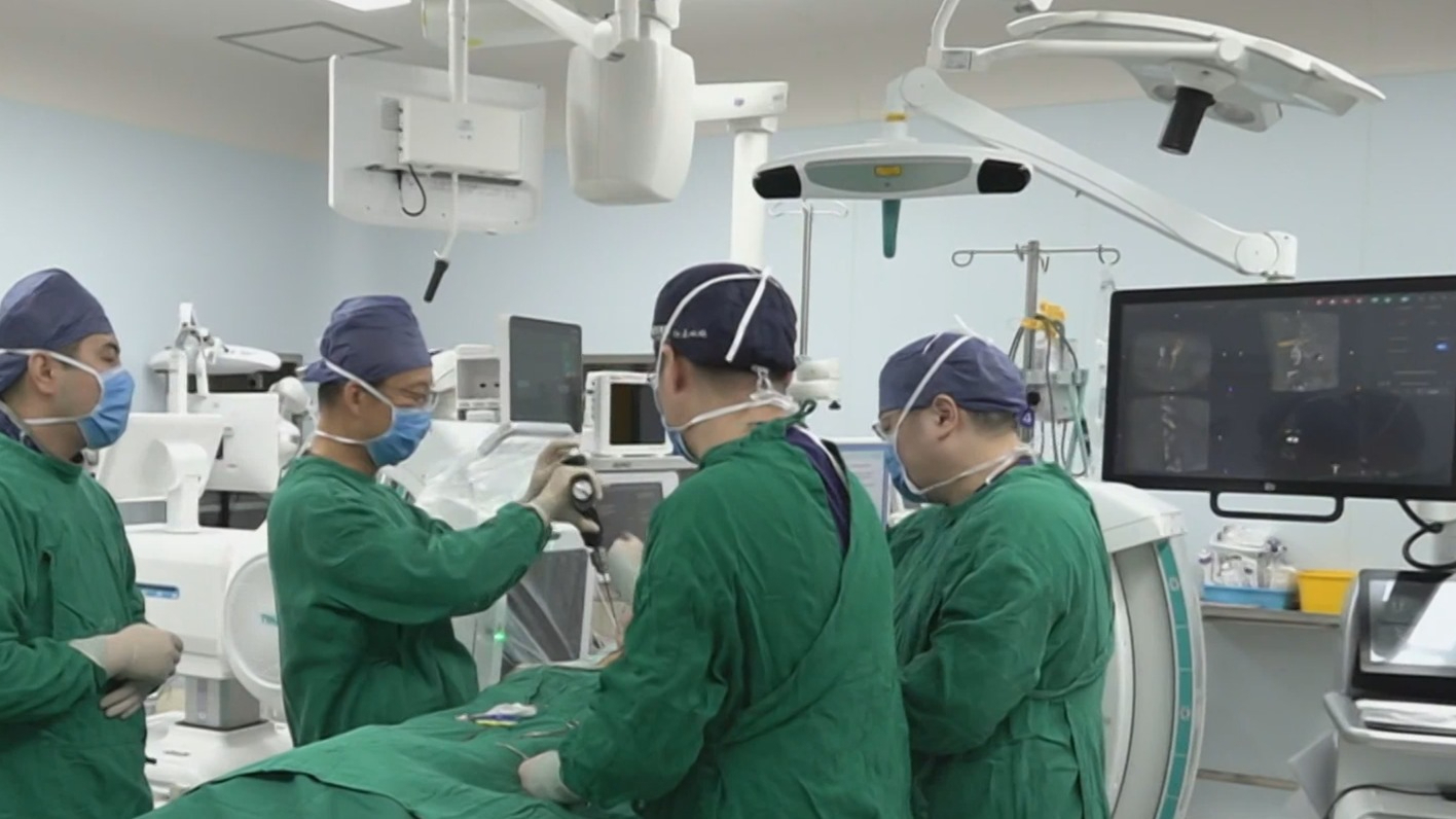 北京多家三甲医院实现租个机器人做手术 北京多家三甲医院实现租个机器人做手术