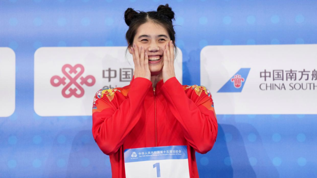 张雨霏：我特意扎起丸子头，仿佛再次成为勇敢的“哪吒”