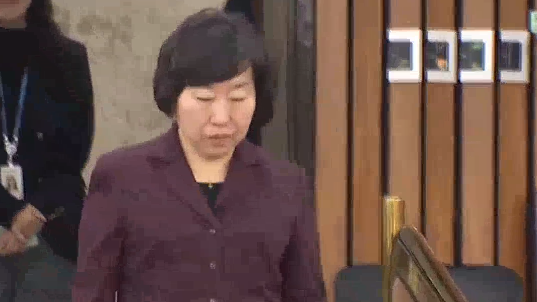 尹锡悦方面申请让一特定法官回避弹劾案审理