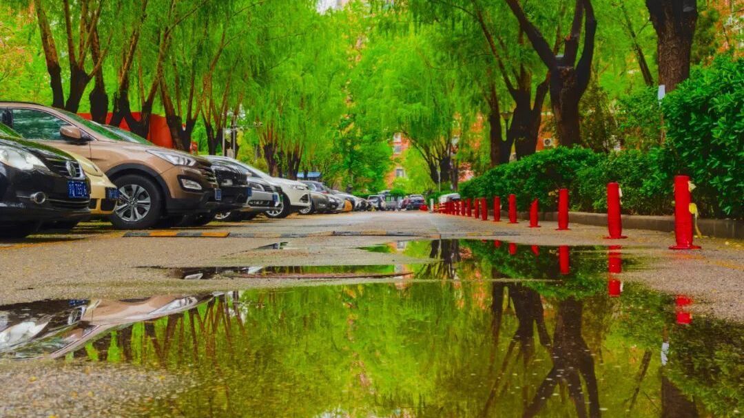 “北京今天的雨,是好雨!”下一波又来了—— “北京今天的雨,是好雨!”下一波又来了——