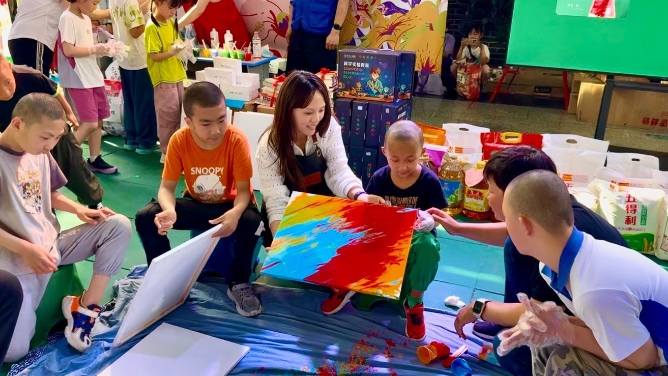 从610万步爱心奔现到指尖心间相连,北苑这场跨区众筹真暖! 从610万步爱心奔现到指尖心间相连,北苑这场跨区众筹真暖!