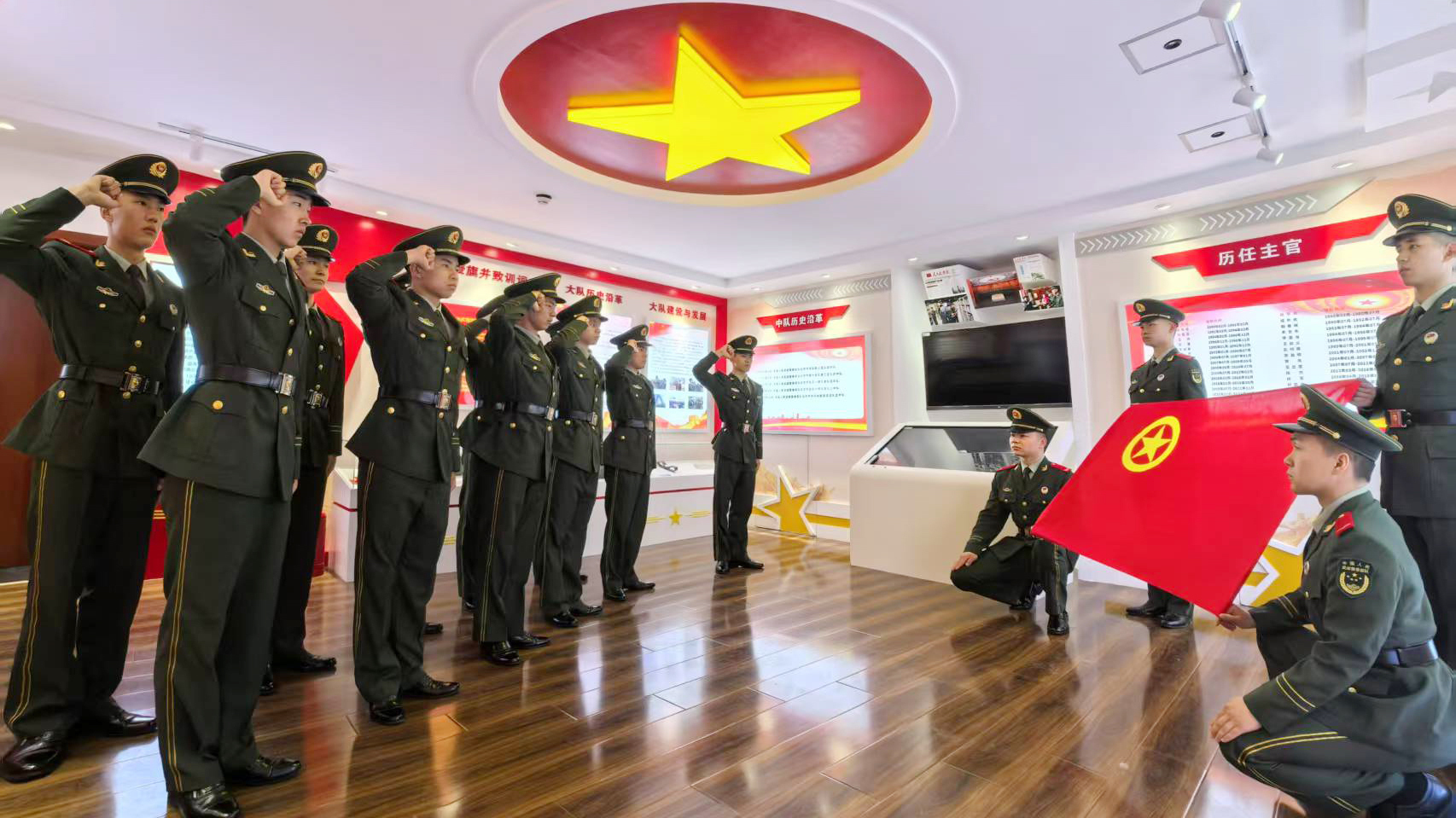 首都武警开展五四青年节主题活动 首都武警开展五四青年节主题活动