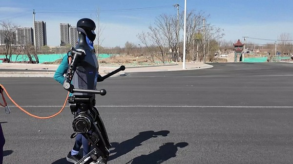 北京亦庄半程马拉松暨人形机器人半程马拉松延期举办 北京亦庄半程马拉松暨人形机器人半程马拉松延期举办