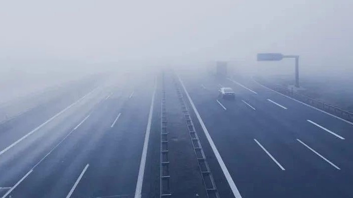 局地能见度不足500米！顺义发布大雾黄色预警，出行请注意——