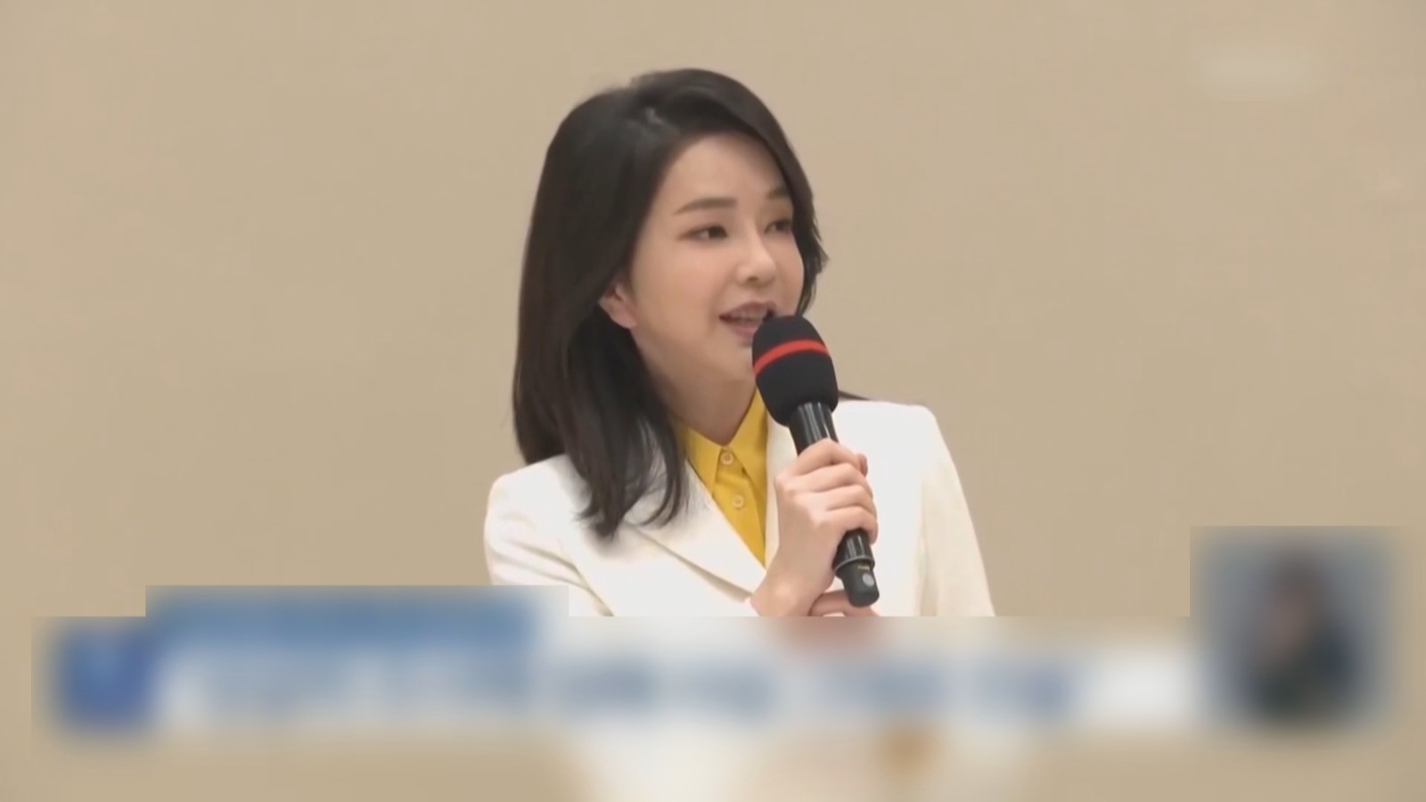 韩总统室称不宜置评金建希遭调查一事 韩总统室称不宜置评金建希遭调查一事