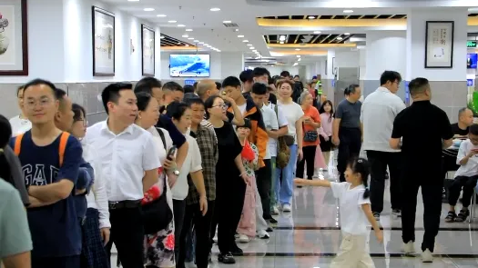 2700人涌入荣昌政府食堂:猪肉备了650斤,蔬菜2000斤 2700人涌入荣昌政府食堂:猪肉备了650斤,蔬菜2000斤