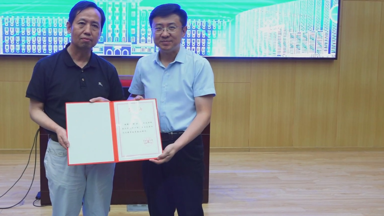 “‘京’彩文化 青春绽放”书香行走进在京高校 “‘京’彩文化 青春绽放”书香行走进在京高校