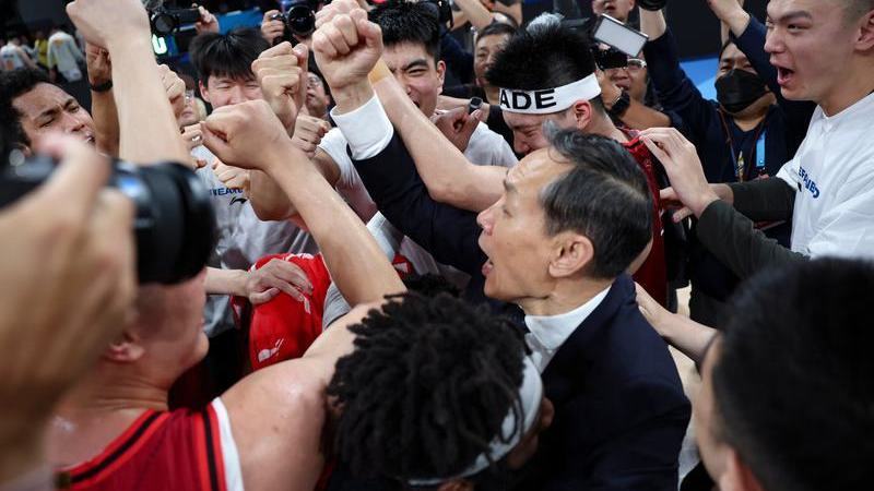 北京首钢男篮主教练许利民:还有潜能,还会做得更好! 北京首钢男篮主教练许利民:还有潜能,还会做得更好!