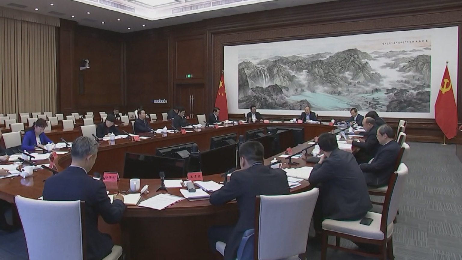 市委外事工作委员会(市委港澳工作领导小组)召开会议 尹力主持 市委外事工作委员会(市委港澳工作领导小组)召开会议 尹力主持