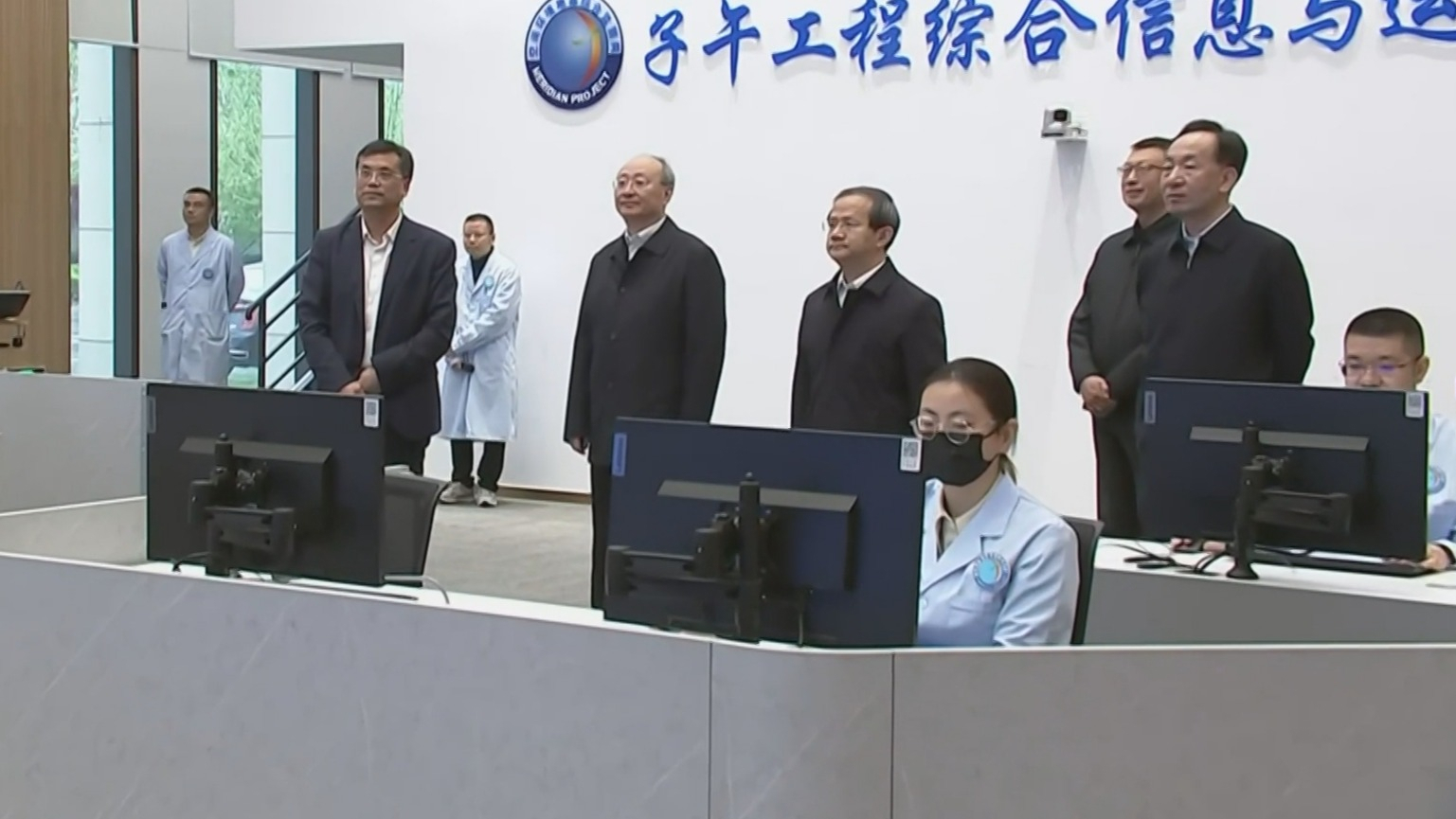 尹力到怀柔科学城调研时强调 加快打造世界级原始创新承载区