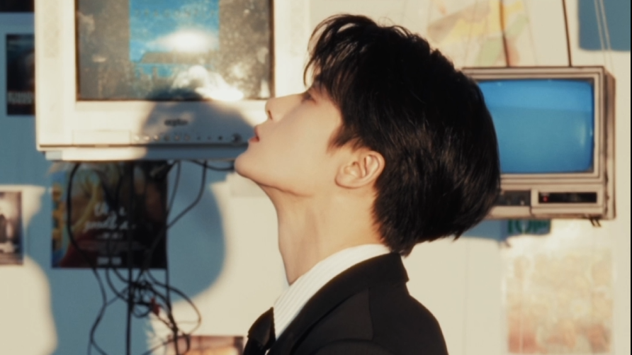 第十六届北京国际电影节,檀健次✖燕喜儿光影视频氛围感满分! 第十六届北京国际电影节,檀健次✖燕喜儿光影视频氛围感满分!