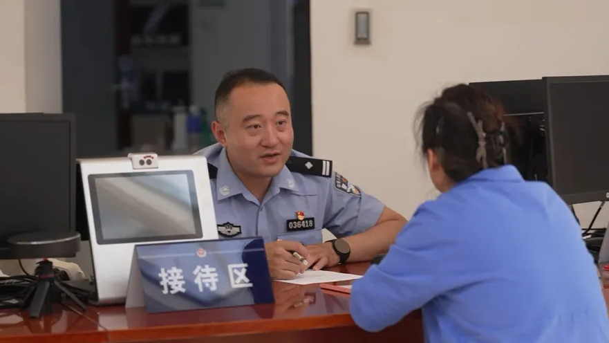 一名经侦民警跨越“极点”的呼吸......