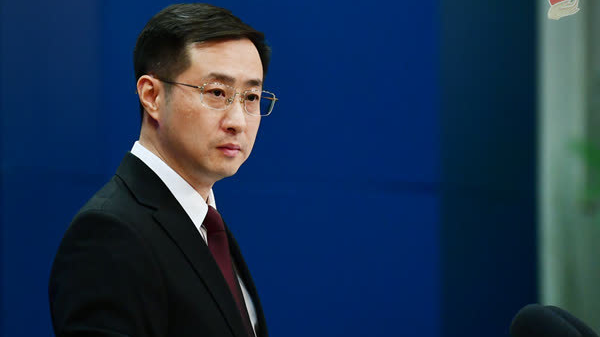 特朗普宣布对伊朗采取“史上最严厉经济行动”,中方回应 特朗普宣布对伊朗采取“史上最严厉经济行动”,中方回应