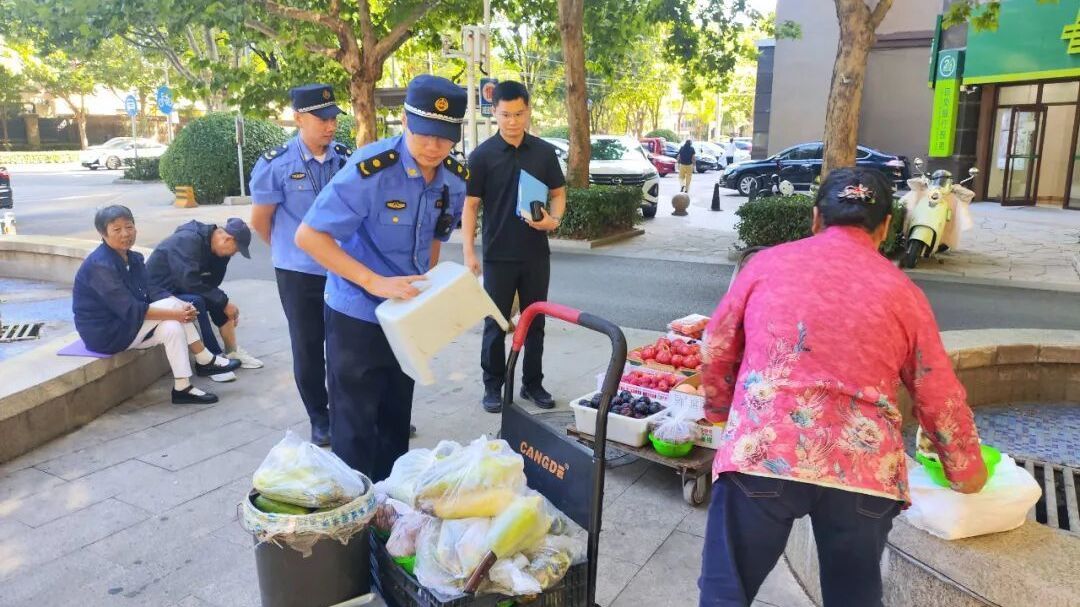 城南街道常态化推进市容环境治理 全力守护辖区整洁有序 城南街道常态化推进市容环境治理 全力守护辖区整洁有序